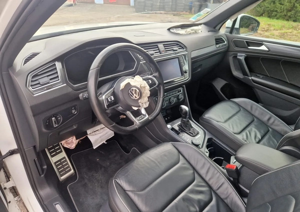 Volkswagen Tiguan cena 55900 przebieg: 110000, rok produkcji 2017 z Chodzież małe 407
